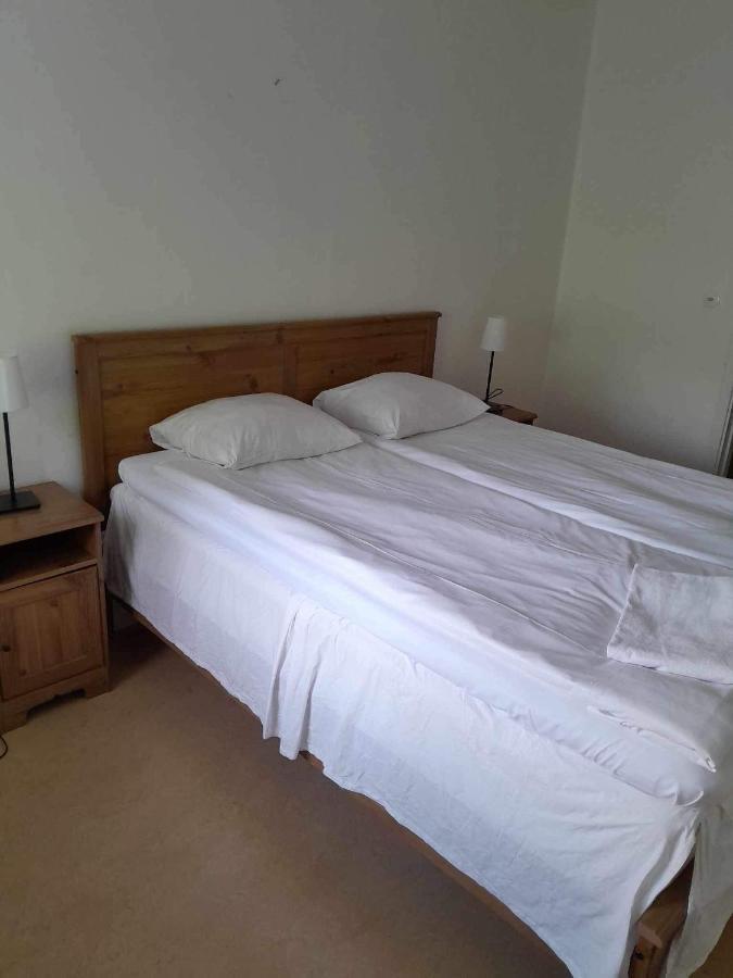 Gullringens Vaerdshus & Hotell Esterno foto